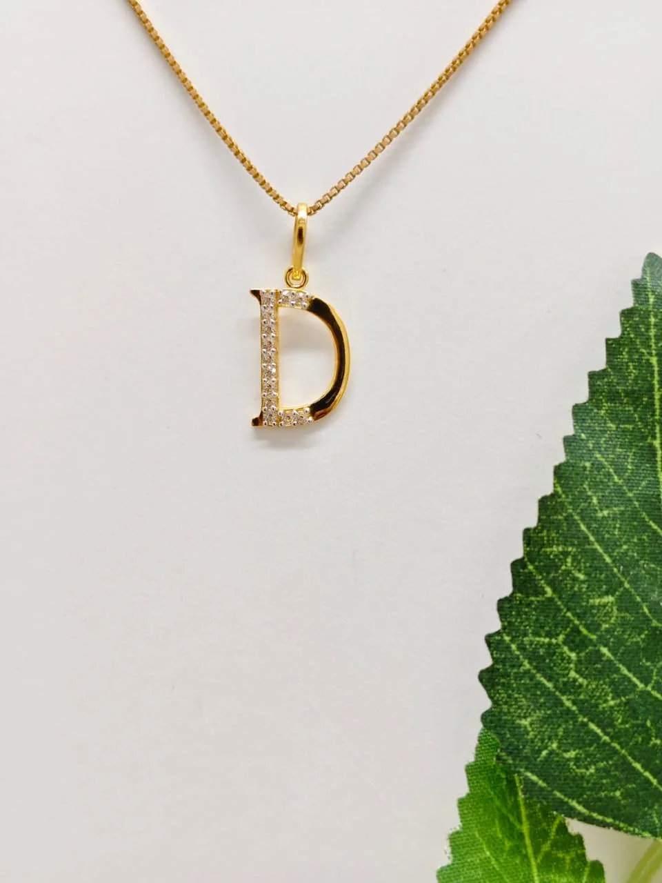 Cz_Letter-Cutting_Pendants